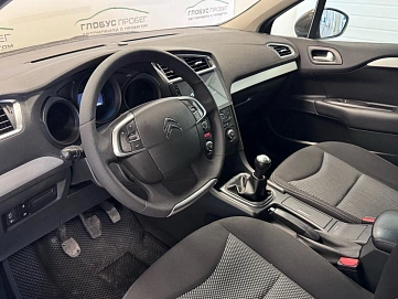Citroen C4, 2017г, передний привод, механика