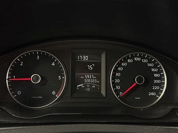 Volkswagen Caravelle, 2012г, передний привод, механика