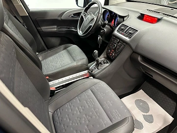 Opel Meriva, 2012г, передний привод, механика