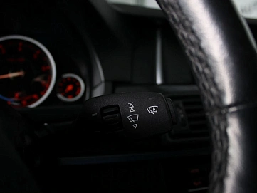 BMW 5 серии, 2015г., задний привод, автомат