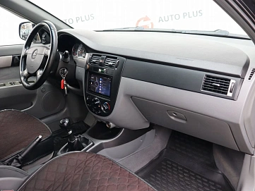 Chevrolet Lacetti, 2010г, передний привод, механика