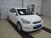 Hyundai Solaris, 2012г., передний привод, автомат