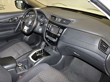 Nissan X-Trail, 2018г, передний привод, автомат