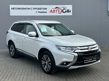 Mitsubishi Outlander, 2015г, полный привод, вариатор