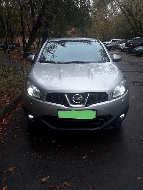 Nissan Qashqai, 2013г., полный привод, вариатор