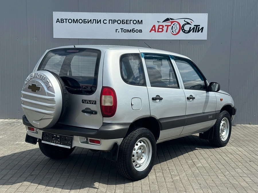Chevrolet Niva, 2008г., полный привод, механика