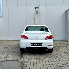Peugeot 408, 2014г, передний привод, автомат