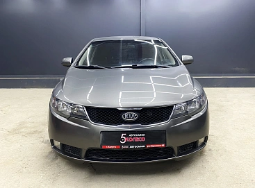 Kia Cerato, 2010г, передний привод, механика