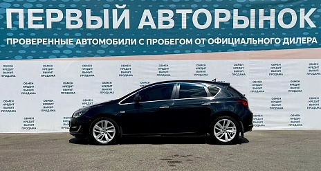 Opel Astra, 2013г, передний привод, автомат