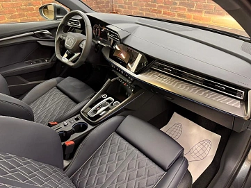 Audi , 2025г., передний привод, робот