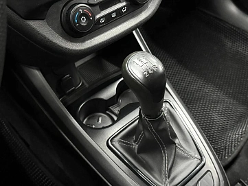 Lada (ВАЗ) Vesta, 2021г, передний привод, механика