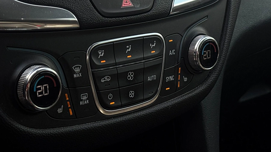 Chevrolet Equinox, 2019г., передний привод, автомат