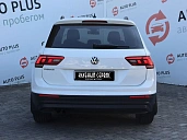 Volkswagen Tiguan, 2019г., передний привод, механика
