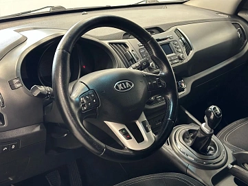 Kia Sportage, 2011г, передний привод, механика