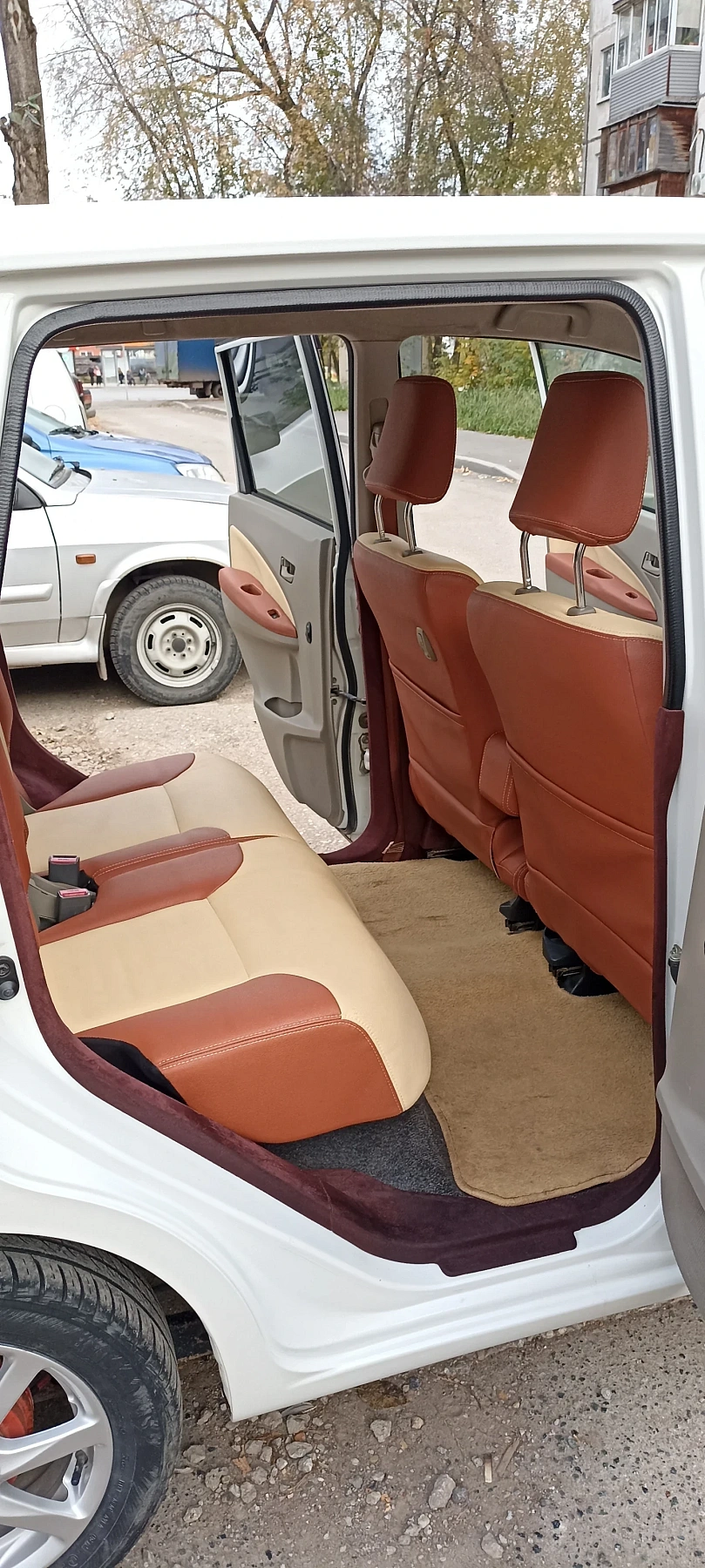 Daihatsu Move, 2011г., полный привод, вариатор