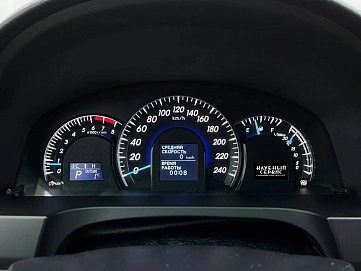 Toyota Camry, 2011г, передний привод, автомат