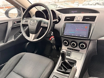 Mazda 3, 2010г, передний привод, механика