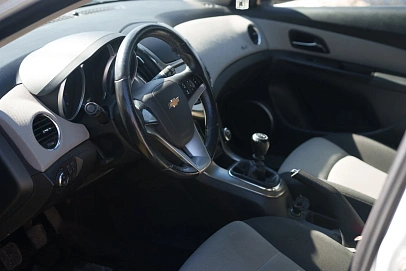 Chevrolet Cruze, 2013г., передний привод, механика