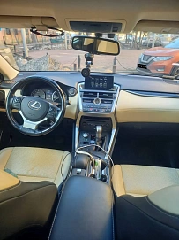 Lexus NX, 2015г, полный привод, автомат