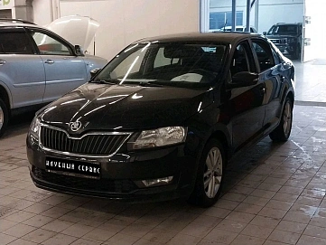 Skoda Rapid, 2018г, передний привод, робот
