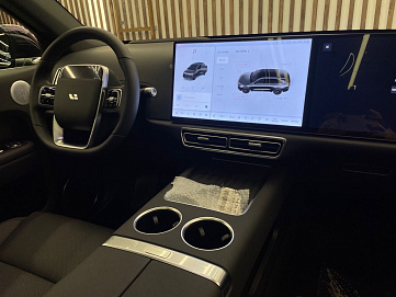 LiXiang L6, 2025г, полный привод, автомат