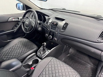 Kia Cerato, 2011г, передний привод, автомат