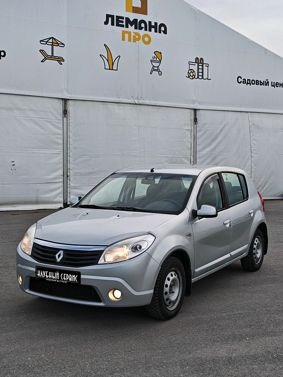 Renault Sandero, 2012г., передний привод, механика