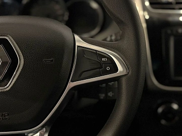 Renault Logan, 2021г, передний привод, автомат