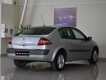 Renault Megane, 2006г, передний привод, автомат