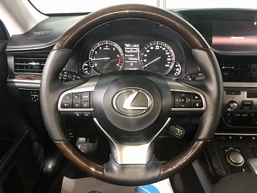 Lexus ES, 2014г, передний привод, автомат