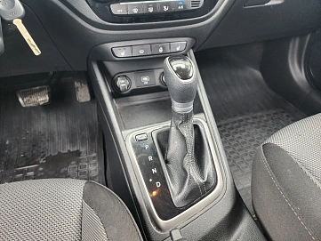 Hyundai Solaris, 2019г, передний привод, автомат