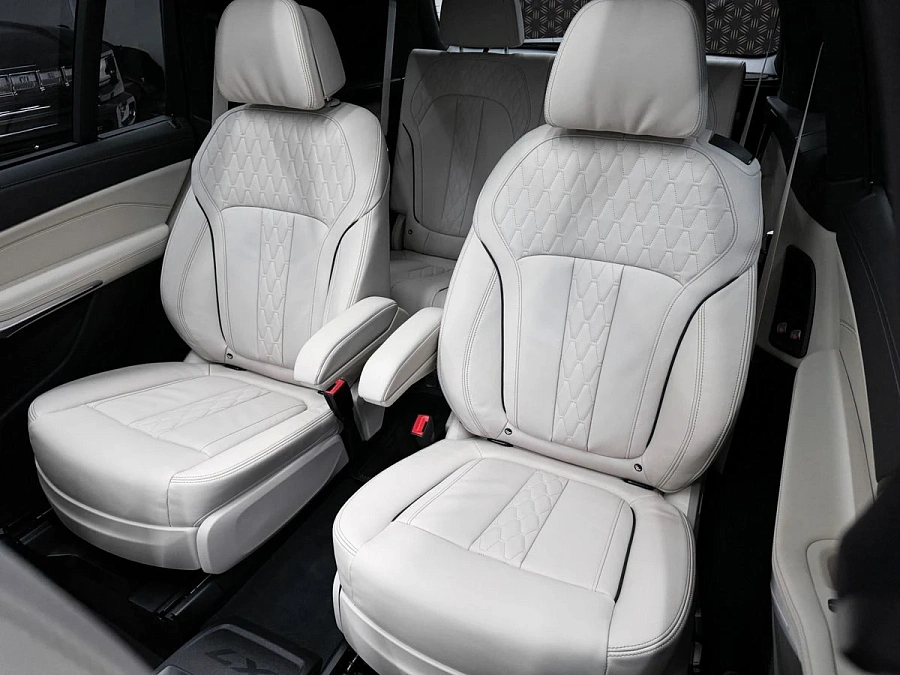 BMW X7, 2025г., полный привод, автомат