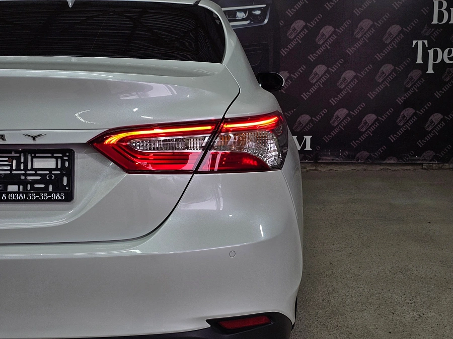 Toyota Camry, 2020г., передний привод, автомат