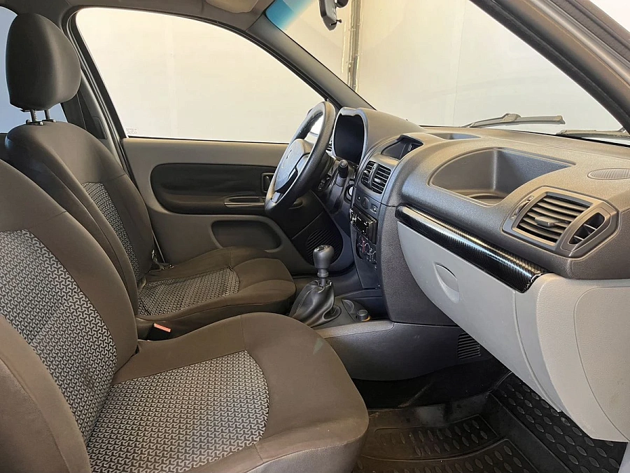 Renault Symbol, 2007г., передний привод, механика