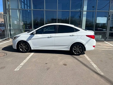 Hyundai Solaris, 2014г., передний привод, механика