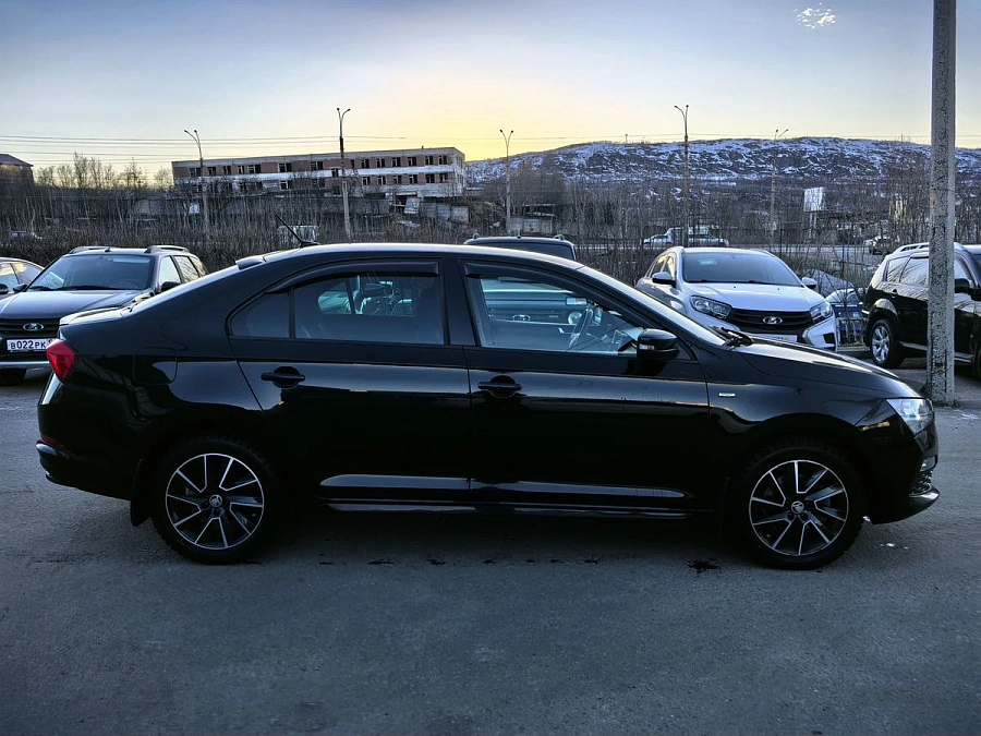 Skoda Rapid, 2022г., передний привод, робот