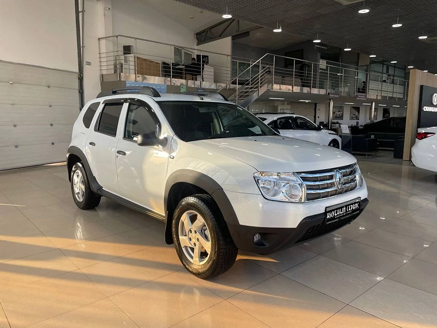 Renault Duster, 2012г., передний привод, механика