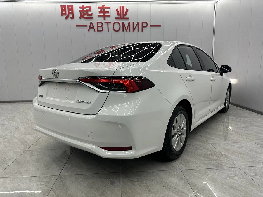 Toyota Corolla, 2021г., передний привод, вариатор