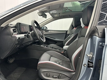 Volkswagen Lamando, 2022г, передний привод, робот