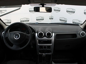 Renault Logan, 2014г, передний привод, механика