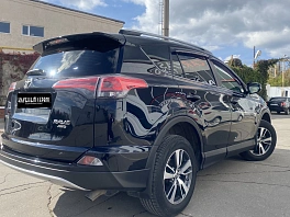 Toyota RAV4, 2017г, полный привод, вариатор