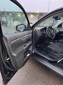 Mitsubishi Outlander, 2018г, полный привод, вариатор