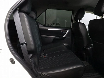 Toyota Fortuner, 2021г, полный привод, автомат