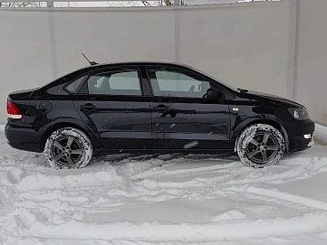 Volkswagen Polo, 2018г, передний привод, механика