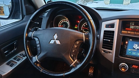 Mitsubishi Pajero, 2013г, полный привод, автомат