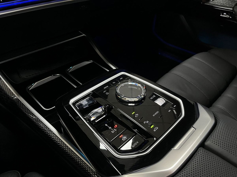 BMW 7 серии, 2024г., полный привод, автомат
