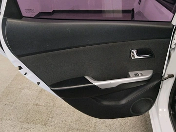 Kia Rio, 2014г, передний привод, механика