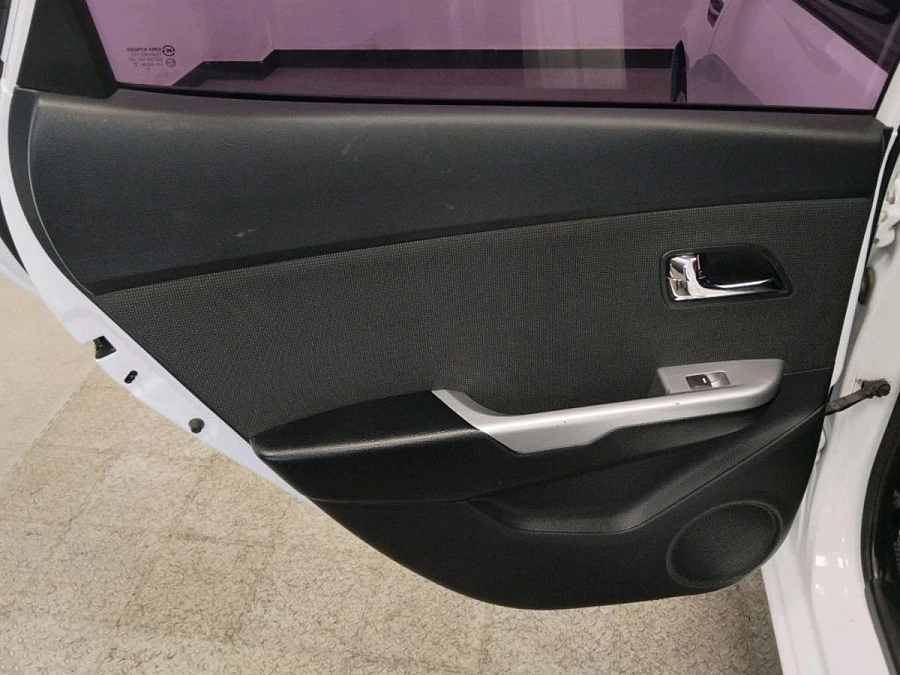 Kia Rio, 2014г., передний привод, механика