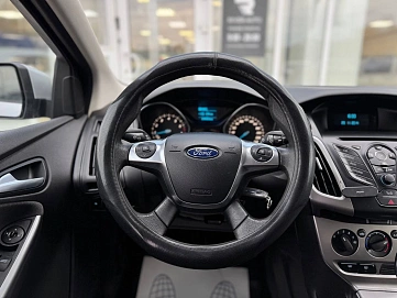 Ford Focus, 2014г, передний привод, робот