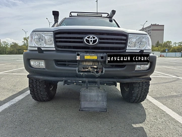 Toyota Land Cruiser, 2005г, полный привод, механика